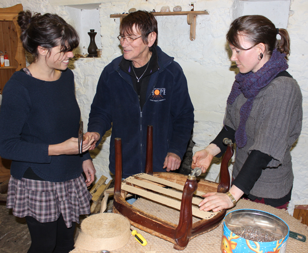 Weekend courses, upholstery courses, antique restoration course